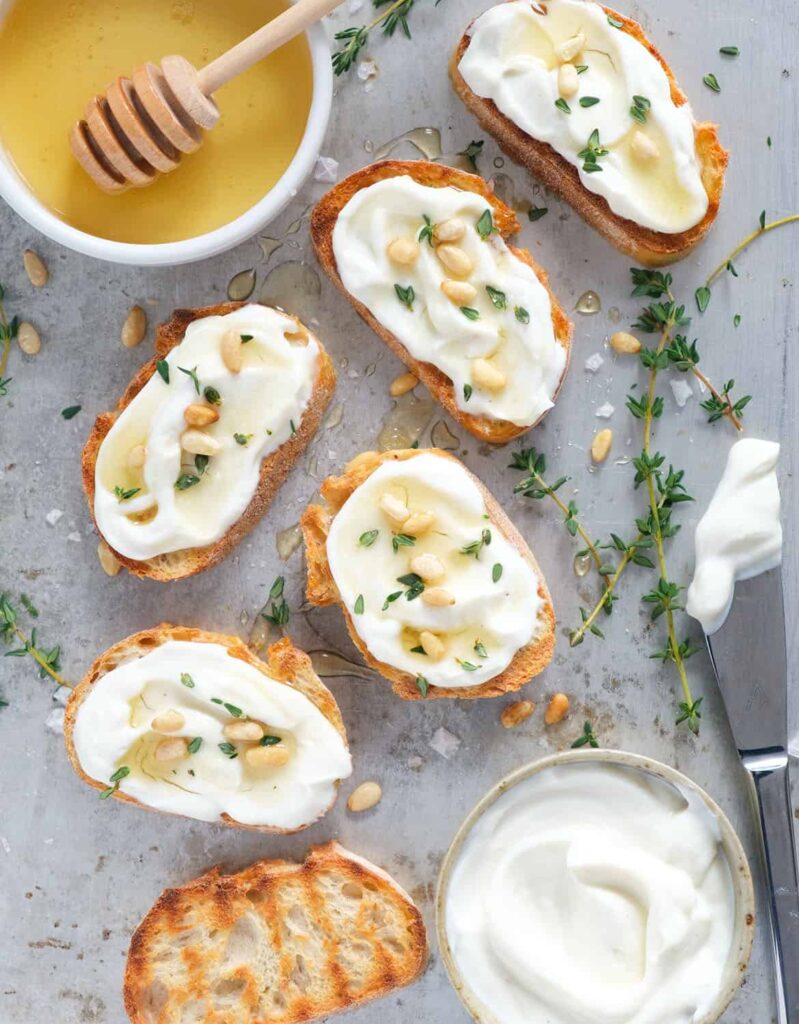 Whipped Ricotta Crostini – The clever meal